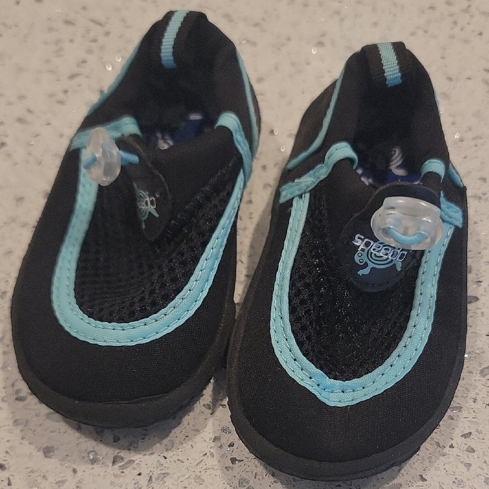 Speedo Black and Blue Water Shoes Slip-On Comfort